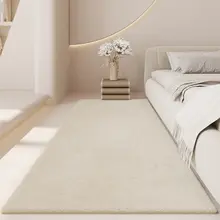 寝室用カーペット 使用シーン 部屋のアクセサリー 厚手のショートパイルタイプ 洗濯機対応