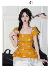 Forever 21 花柄ワンショルダーウエストシャツ