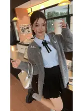 秋用大きいサイズのレディースアンサンブル【ニットカーディガン・ブラックのプリーツスカート・スタイリッシュデザイン】（セットアップ対応）