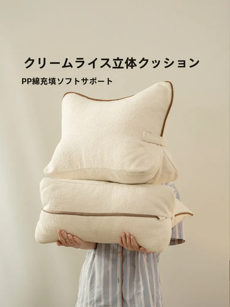 寝返り防止クッション：クリーム風ベッドサイドクッションの実用性と使い方