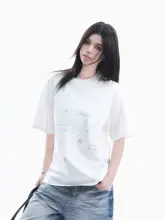 可愛い小犬プリントの夏用ショートTシャツ【アメリカンヴィンテージ・カジュアルデザイン】