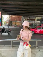 桜柄オフショルダーピンクTシャツ【フィット感・女性��用】（セットアップ対応）