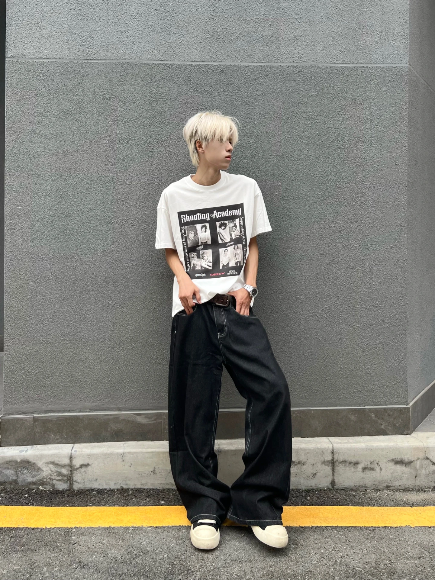 黒 デニム ワイド パンツ：ユニセックス・ストレートフィットの実用性と使い分け