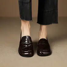クロコダイル風デザインのローファー【カジュアル・フラットシューズ】