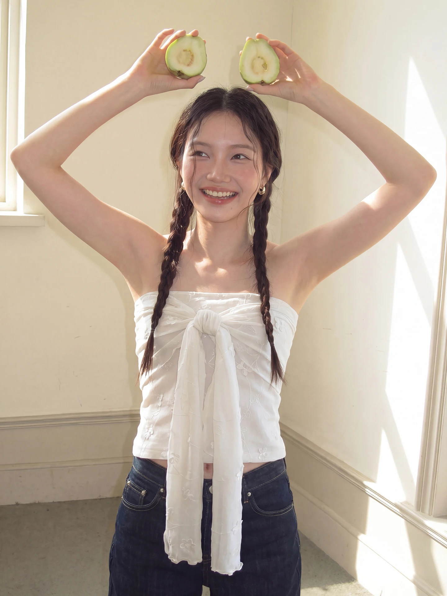チューブトップスをどう選ぶ？法式リボンが加わった上品キャミソールが、夏の日常を彩る理由