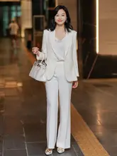 高級感のある通勤向け女性用スーツ【白色・長袖・カジュアルデザイン】（セットアップ対応）