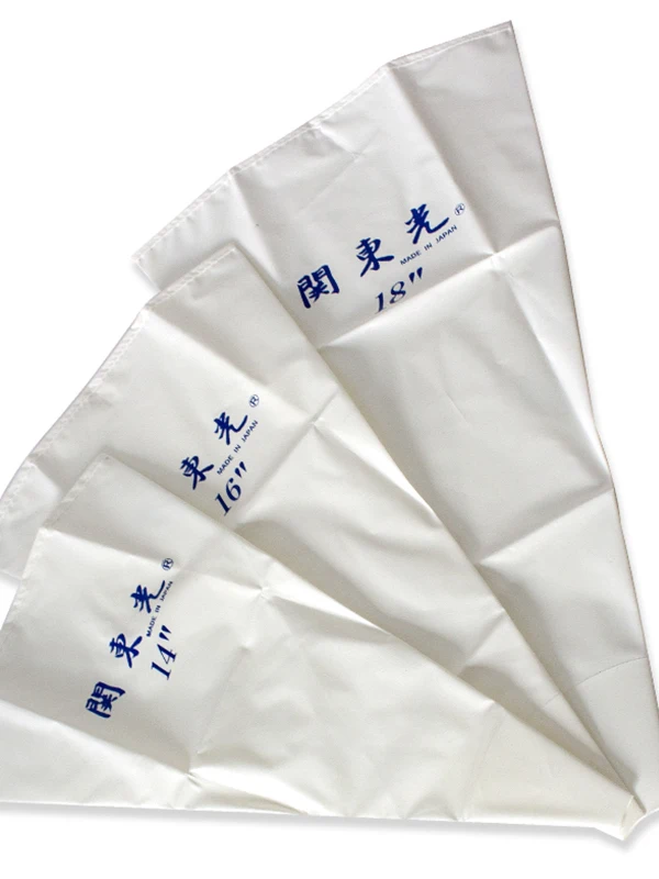 三能デコレーション用絞り袋：14cmから20cmまで多用途で使えるサイズセットの実用性