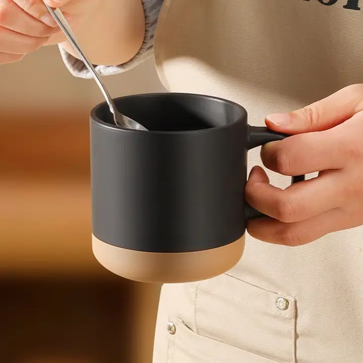 陶器製 シンプルなカフェマグカップ【北欧インス・家庭用・ラテ用】