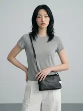 上質なレザーのミニショルダーバッグ【フレンチシンプル・スタイリッシュデザイン】