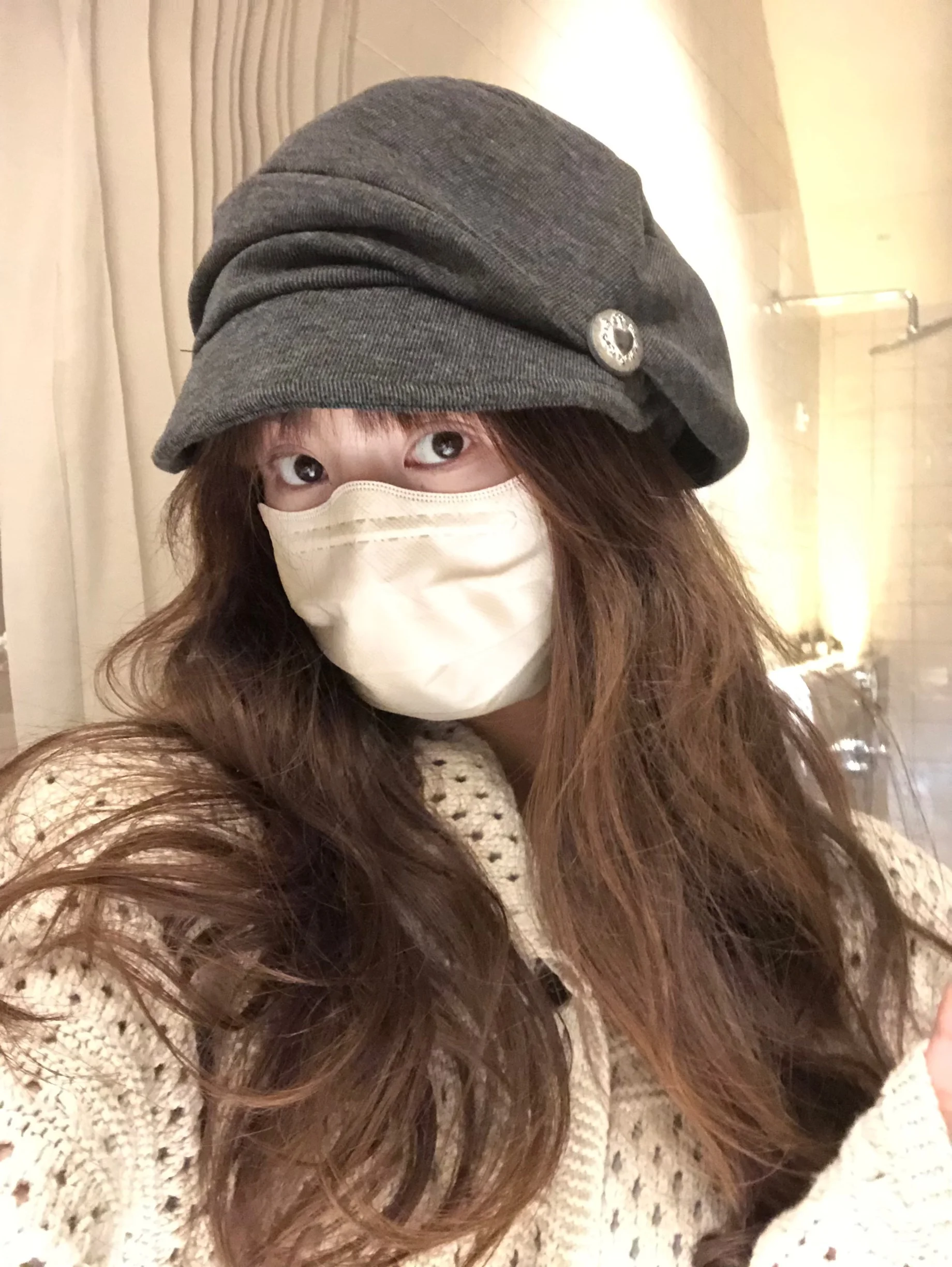 おばさん帽子はどう選ぶ？レトロなプリーツハンチングが通勤・秋の日常を彩る理由