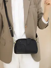 カートゥーンデザインのミニバッグ【肩掛け・小象モチーフ・ポケット多数】（セットアップ対応）
