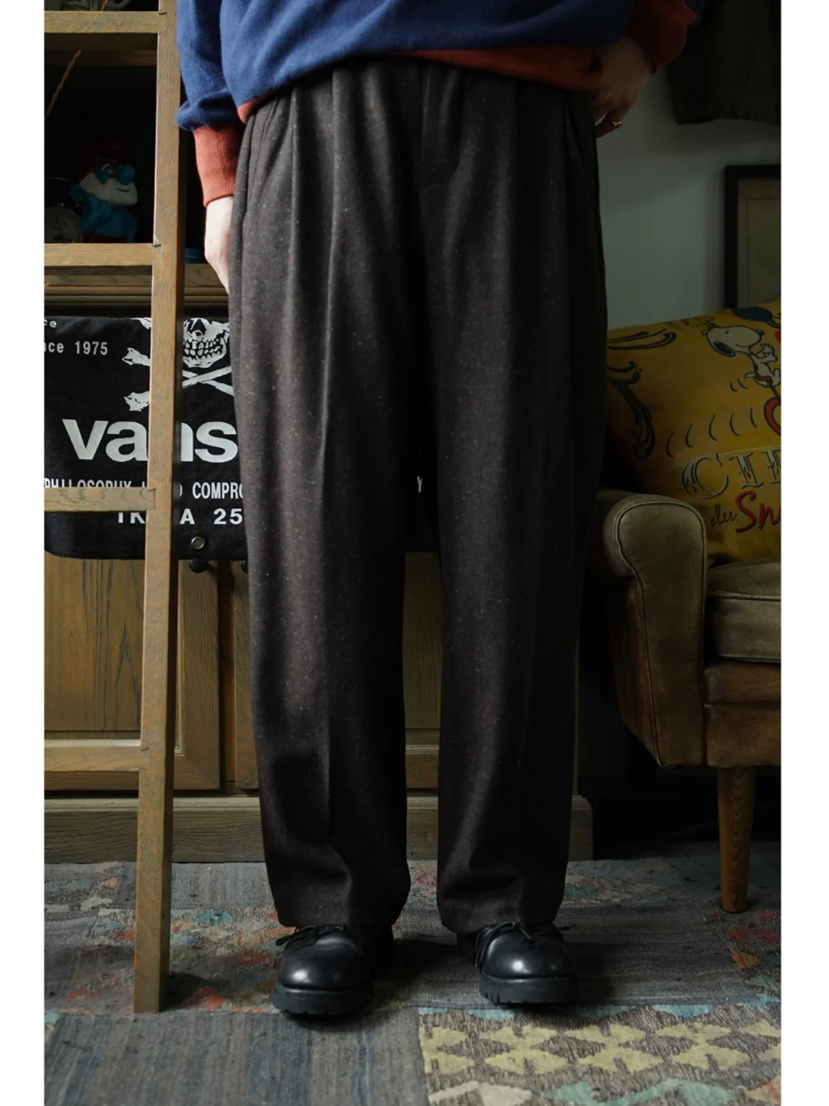 ツイードウールのパンツ【復古風・ダブルプリーツ・マルチスタイル対応】の特徴とは？