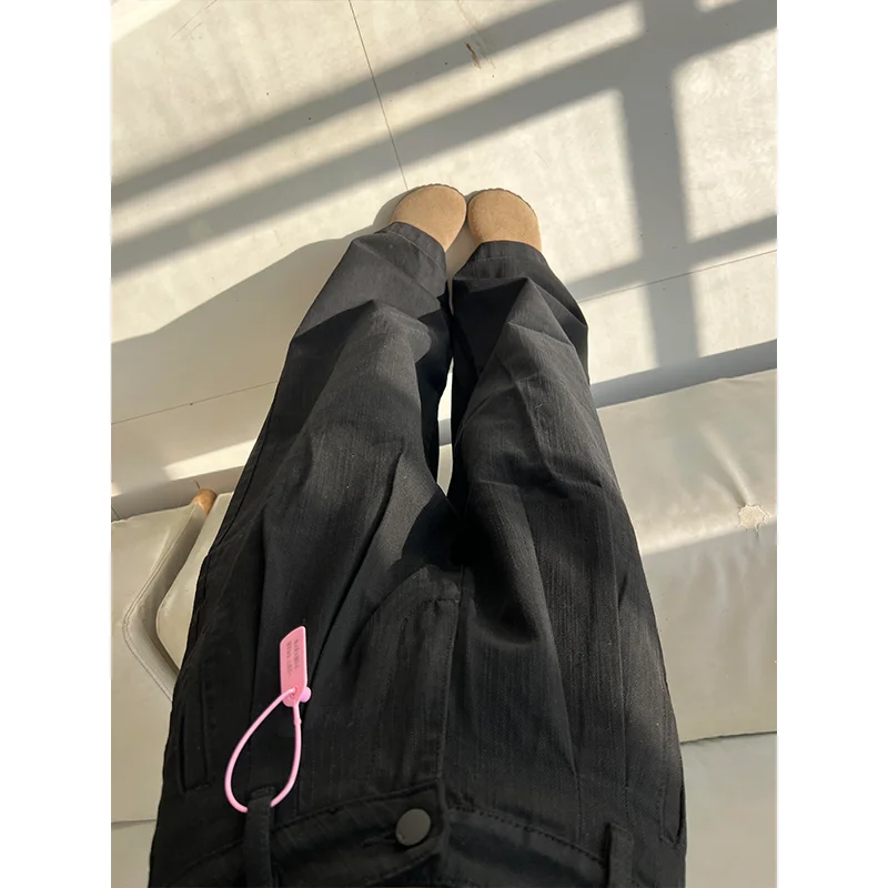 高身長向けの黒色プリーツワイドデニムパンツ【ハイウエスト・ゆったりシルエット・裾が引きずるデザイン】（セットアップ対応）