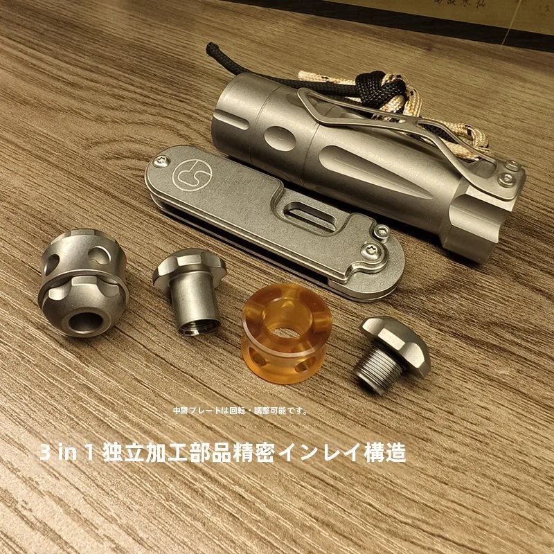 タイタン合金製 EDCナイフチャーム：スライド式PEI素材の実用性と日常活用法