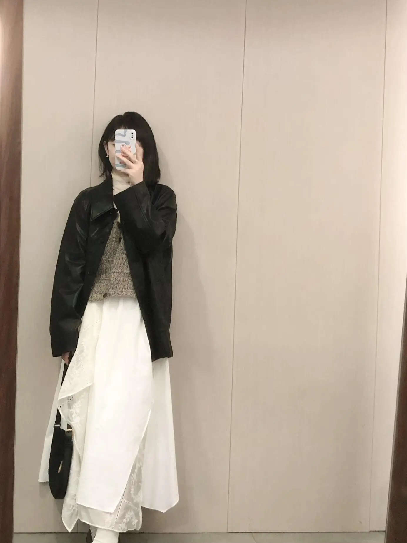 ロマンチックなフランス風不規則刺繍レースフリル付きゴムウエストスカート：20代女性の日常着に最適なA型中長裙