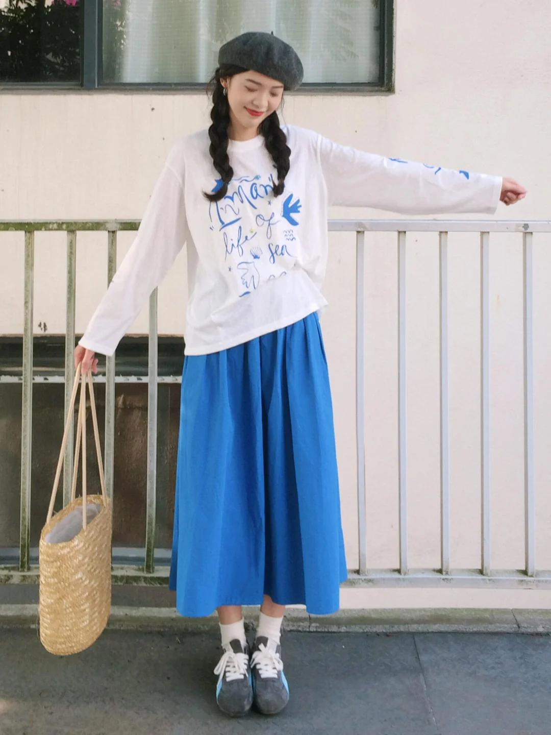 透け感とA字ラインが融合したスカート、どう選ぶ？