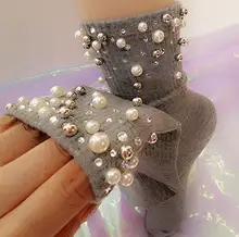 華やかなデザインの水晶ビーズ付きコットンソックス【女性用・ラグジュアリー】