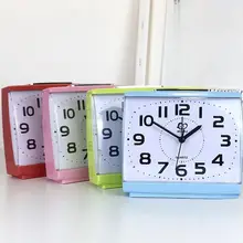 静音デジタル目覚まし時計【大文字表示・ナイトライト・子供用・デスク＆ベッドサイド用】