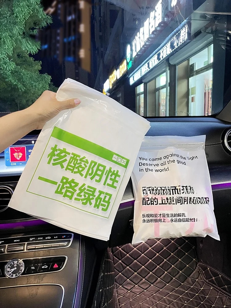 車内のにおいを消す 置き型製品のベストな選び方は？