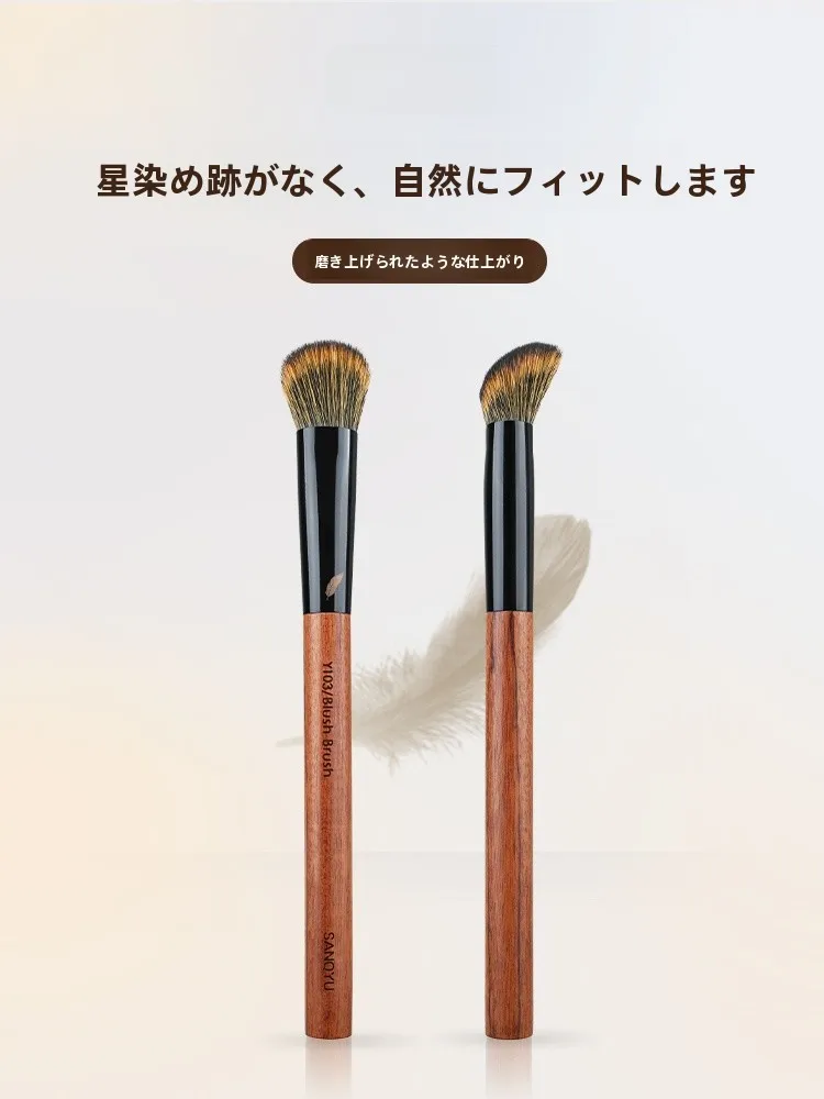 斜面ブラシの洗浄頻度は？液体・クリーム対応タイプの実際の使用ガイド