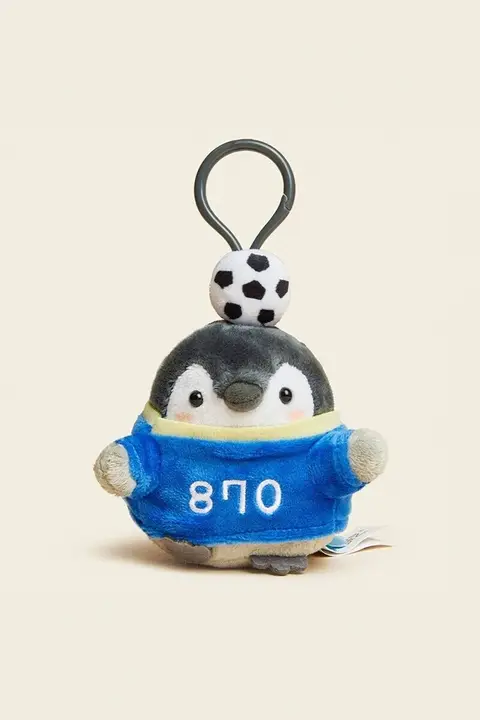 キーホルダー ストラップ ぬいぐるみ サッカーボール ペンギン コラボ 車用 メンズ おしゃれ アクセサリー 「HAVEROSE」