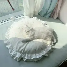 丸型ペット寝具【フリル付き・洗える・小型猫犬用・フランス風デザイン】（セットアップ対応）