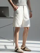 極上の柔らかさのコットン製ホワイトショートパンツ【フィット・ゆったりシルエット・カジュアル】（セットアップ対応）