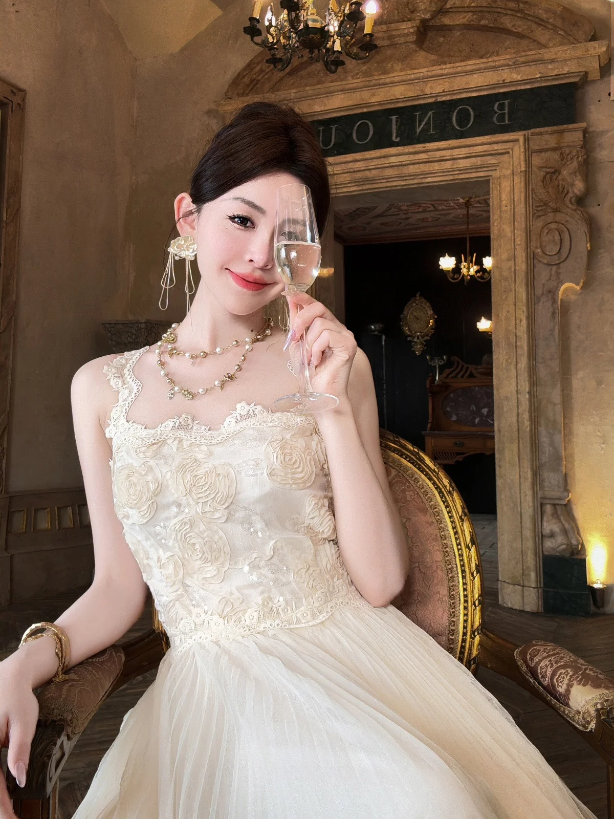 立体花柄チュールスカート：春夏向けA字フレアデザインの実用性と着用シーン解析