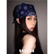 アメリカンビンテージスタイル！ネイビーカシューナッツ柄バンダナ【男女兼用・ダンスやストリートファッションに最適】