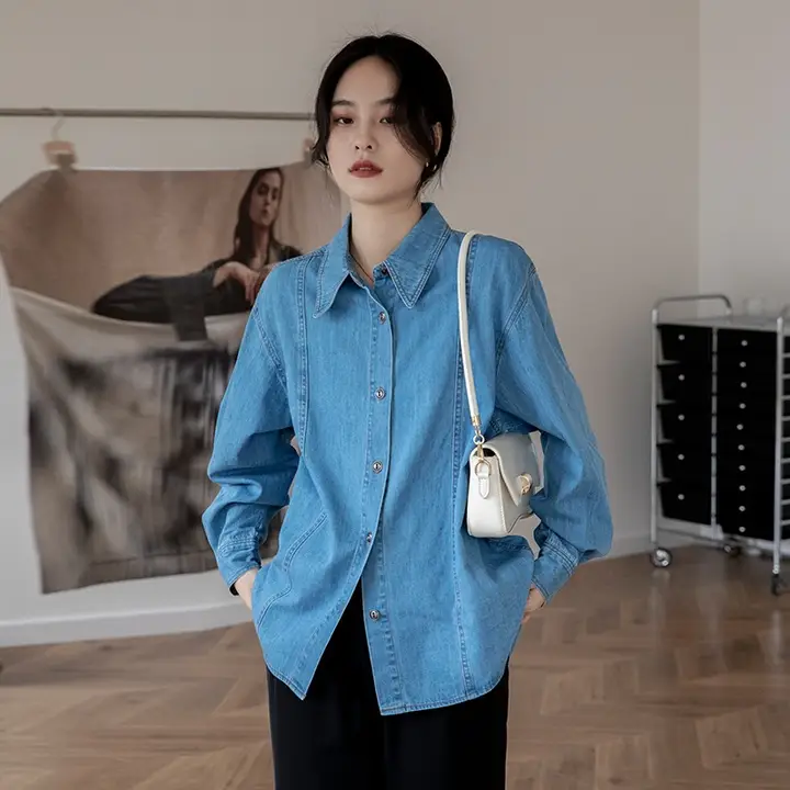 レトロなデザインのブルー デニムシャツジャケット【女性用・重ね着可能・小柄対応】