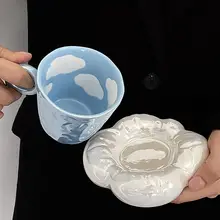 手描きの青空雲デザイン陶器カフェカップ【可愛いフォルム・ディッシュ付き】