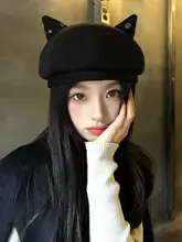 可愛い立体猫耳デザインの黒いベレー帽【秋冬用・アーバンスタイル・八角形】