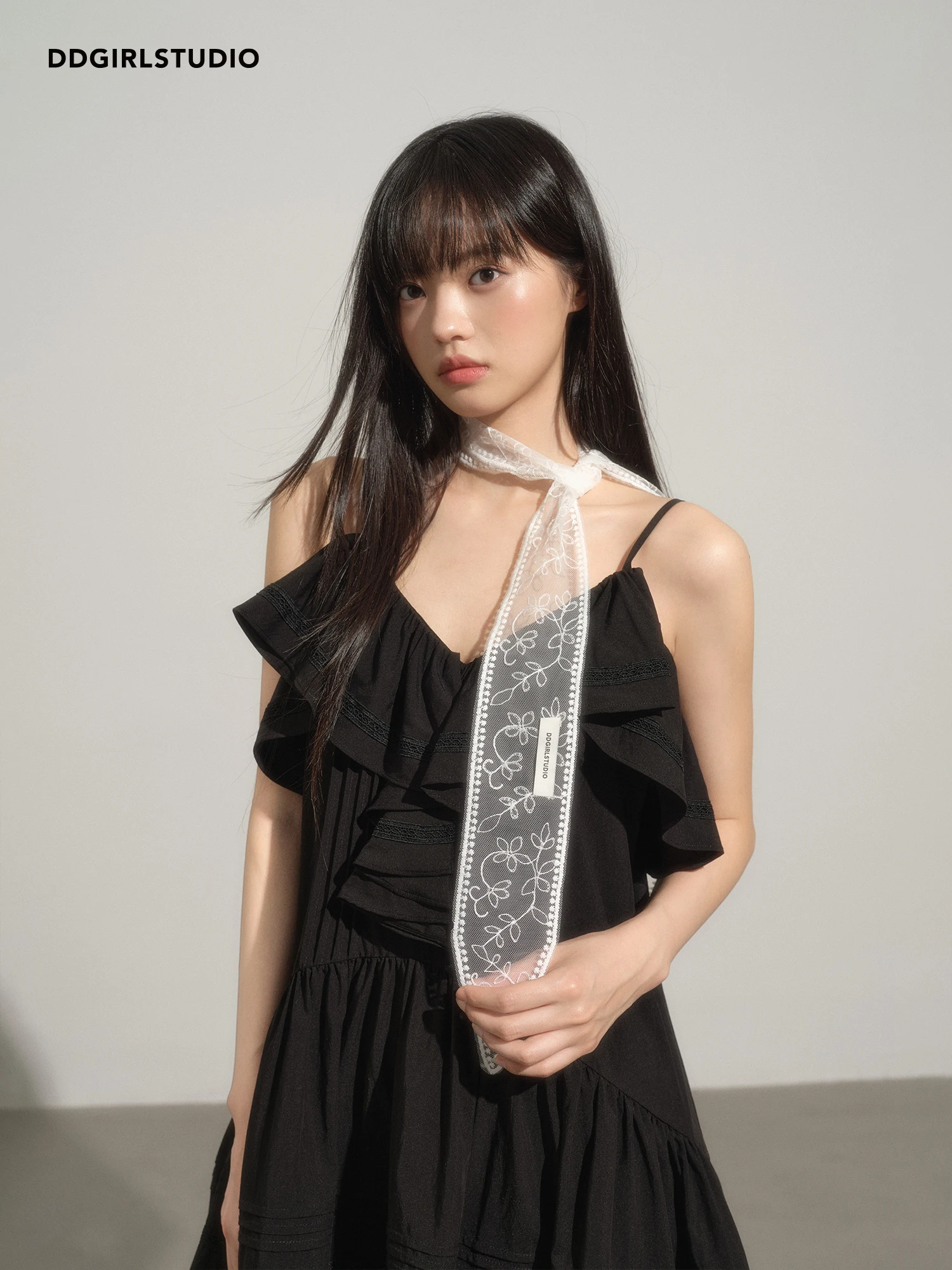 フランス風レース花モチーフのヘアバンド：シルク髪カバーとしての実用性と使用シーン