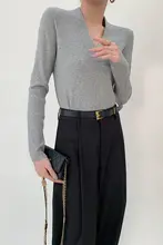 フレンチ V ネック ボトムシャツ 女性 2025 春の新作