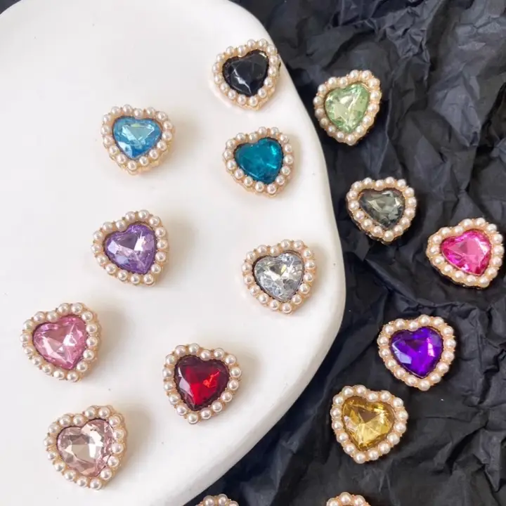 アヤコ 手作り 18mmパール縁飾り ハート花プレート ブローチDIYアクセサリーパーツ
