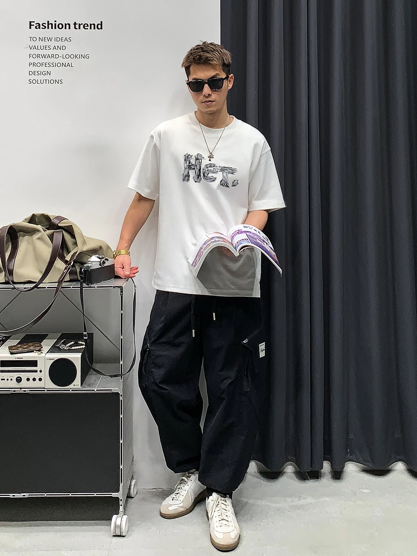 ストリートスタイル グラフィックプリント 半袖Tシャツ：かっこいい男子に最適なカジュアルアイテム
