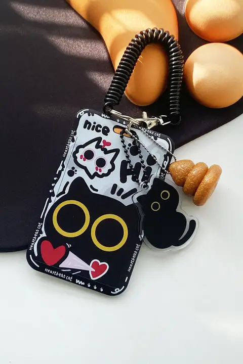 ICカードケース 定期入れ 黒猫モチーフ 可愛い オリジナル コンパクト 通勤 通学 社員証 IDケース 「HiYOUNG」