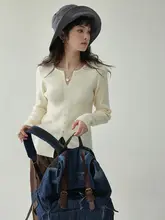 北島AMUU オリジナル Vネックフィットニットトップス【春用・リバイバルデザイン・スリット入り】