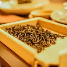 伝統工芸の老岩茶【足火三度炭焙・百年老枞】