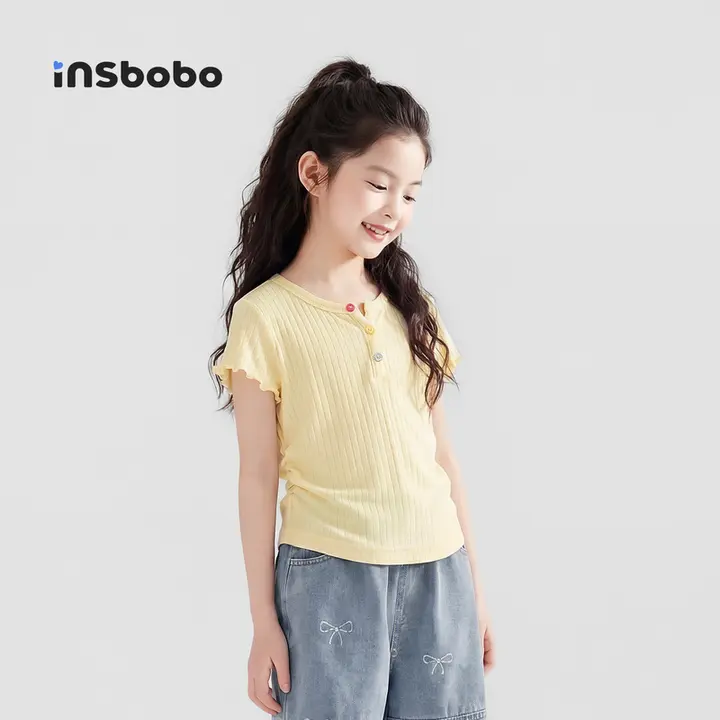 フラワーレースデザインの女の子用半袖Tシャツ【夏用・可愛らしい仕上がり】