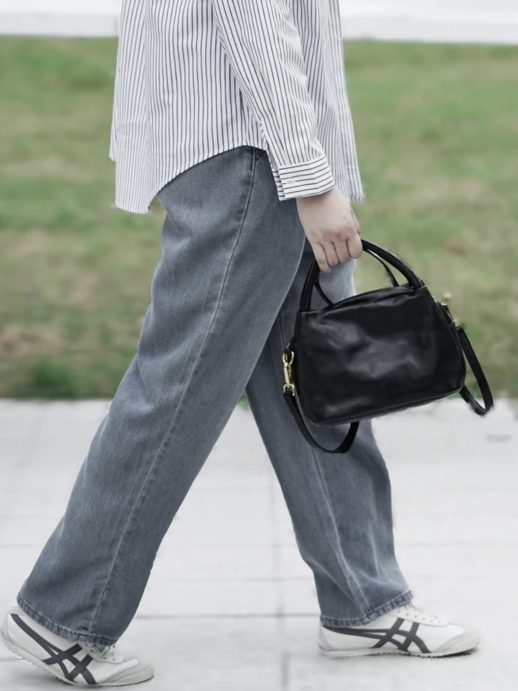 どんな服にも合うショルダーバッグは、実はこれひとつで解決できる？