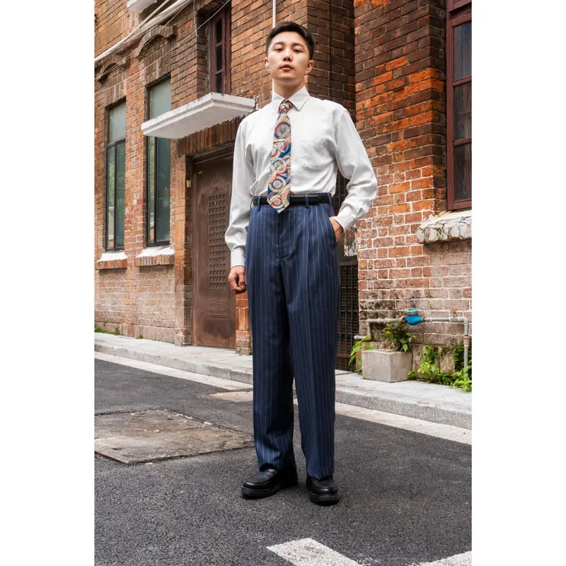 70年代メンズファッションの魂を纏う、今でも着られるワイドレッグパンツは？