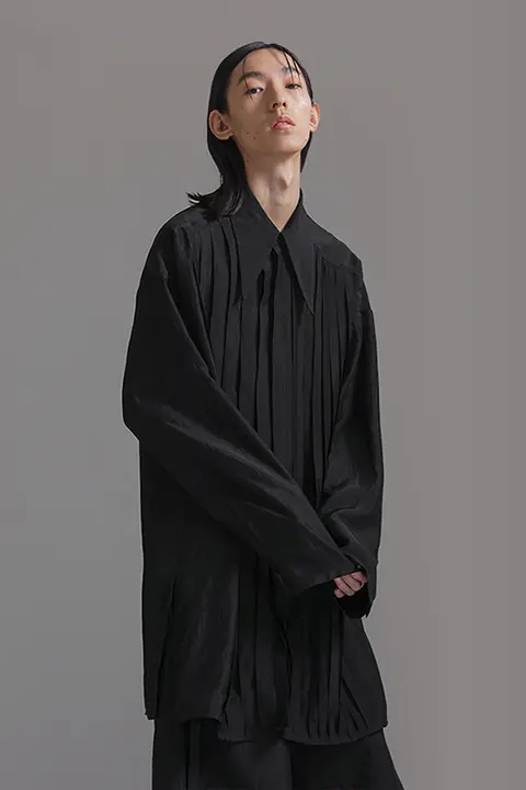 長袖オーバーサイズシャツ【高級感・男性用・ゆったりシルエット】