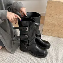 ブラックの粗めヒールの厚底マーチンブーツ【秋冬用・美脚効果・ライディングブーツ】