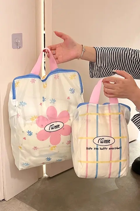 おしゃれな衣類収納バッグ【ハンギング式・洗面所用・便利な収納アイテム】（セットアップ対応）