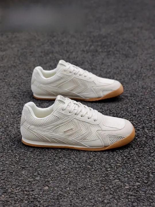 スニーカー メンズ メッシュ 通気性 アウトドア トレッキング カジュアル 夏「feiyue」