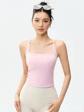 速乾性のスポーツタンクトップ【女性用・胸パッド付き・ヨガ・フィットネスウェア・美しいバックデザイン】