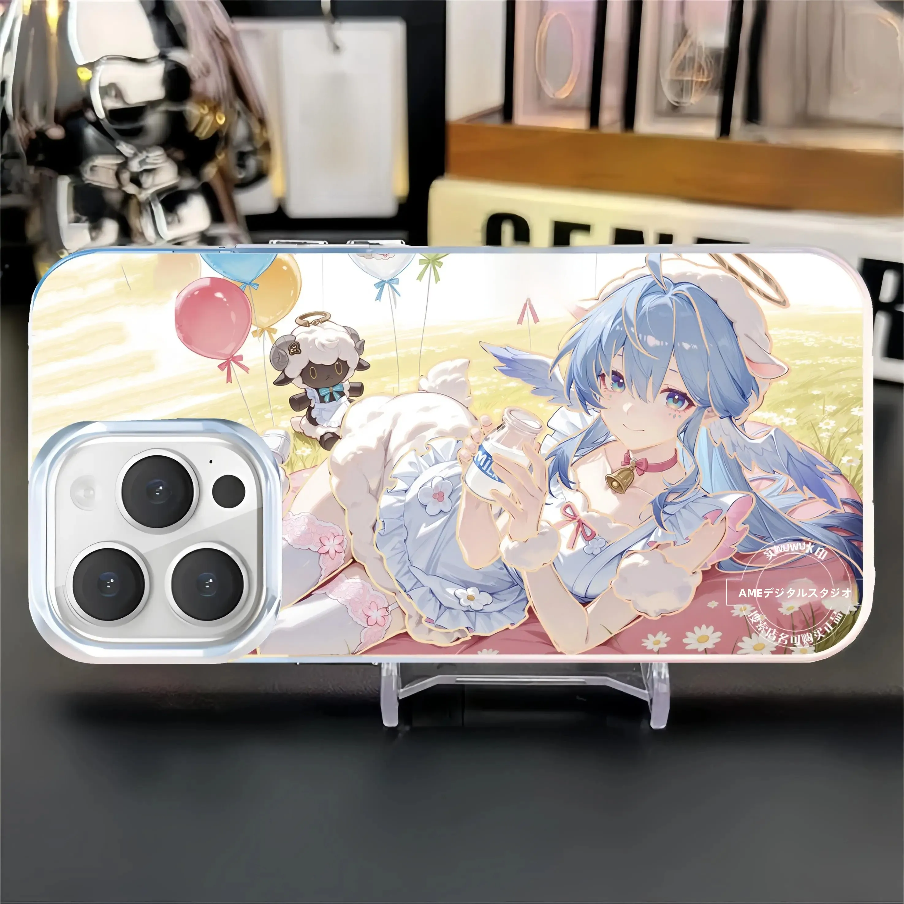 二次元キャラクター付きスマホケース：ガジェットマニアックに最適なアニメ風デザインの保護壳