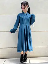 シンプルデザインの長袖シャツワンピース【工装風・秋季用・無地】