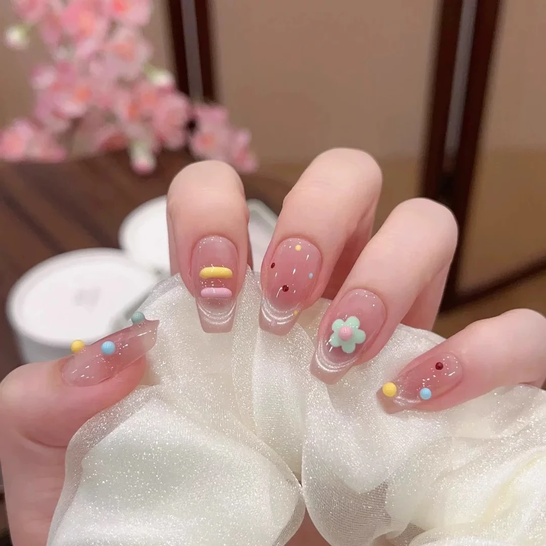 春夏用フレンチスタイルの猫眼デザイン爪飾り【手作り・立体的なデザイン】